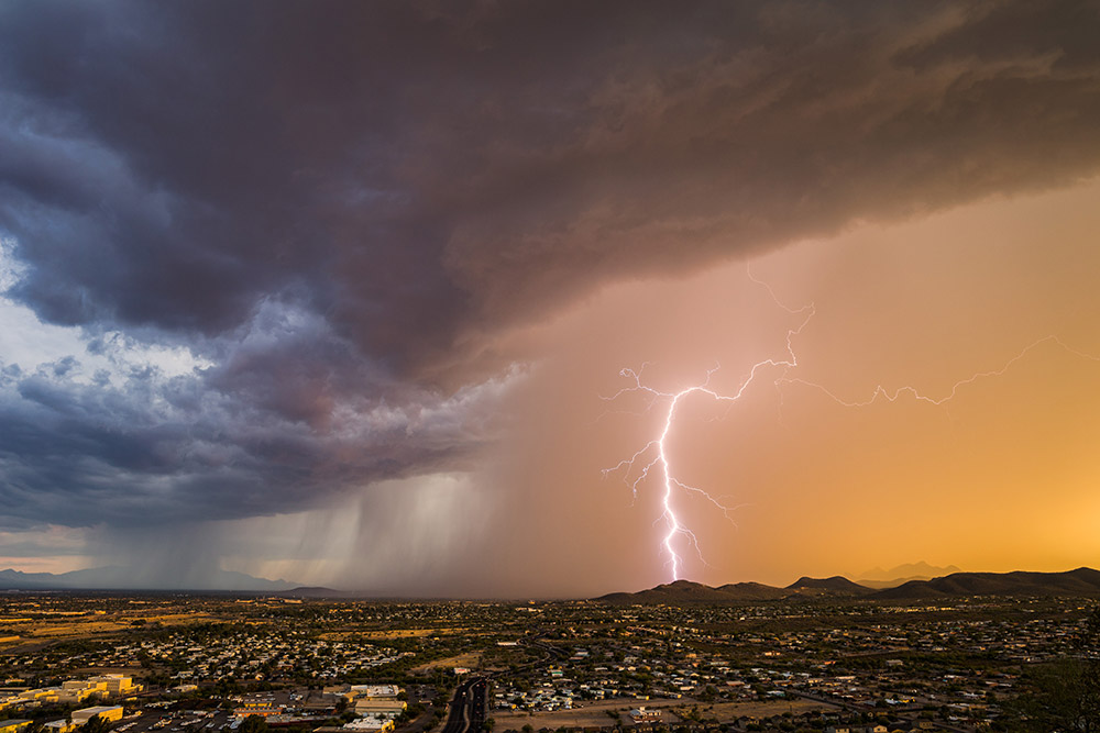 lightning thunderstorm rain